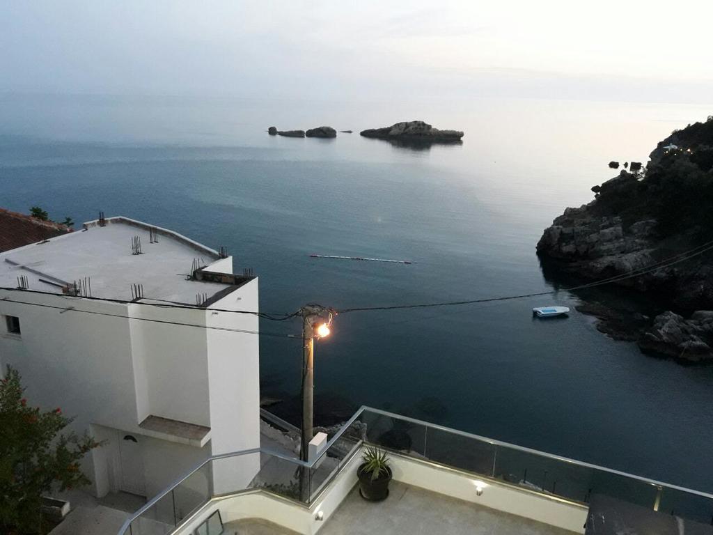 Apartments Gran Sasso Улцинь Екстер'єр фото