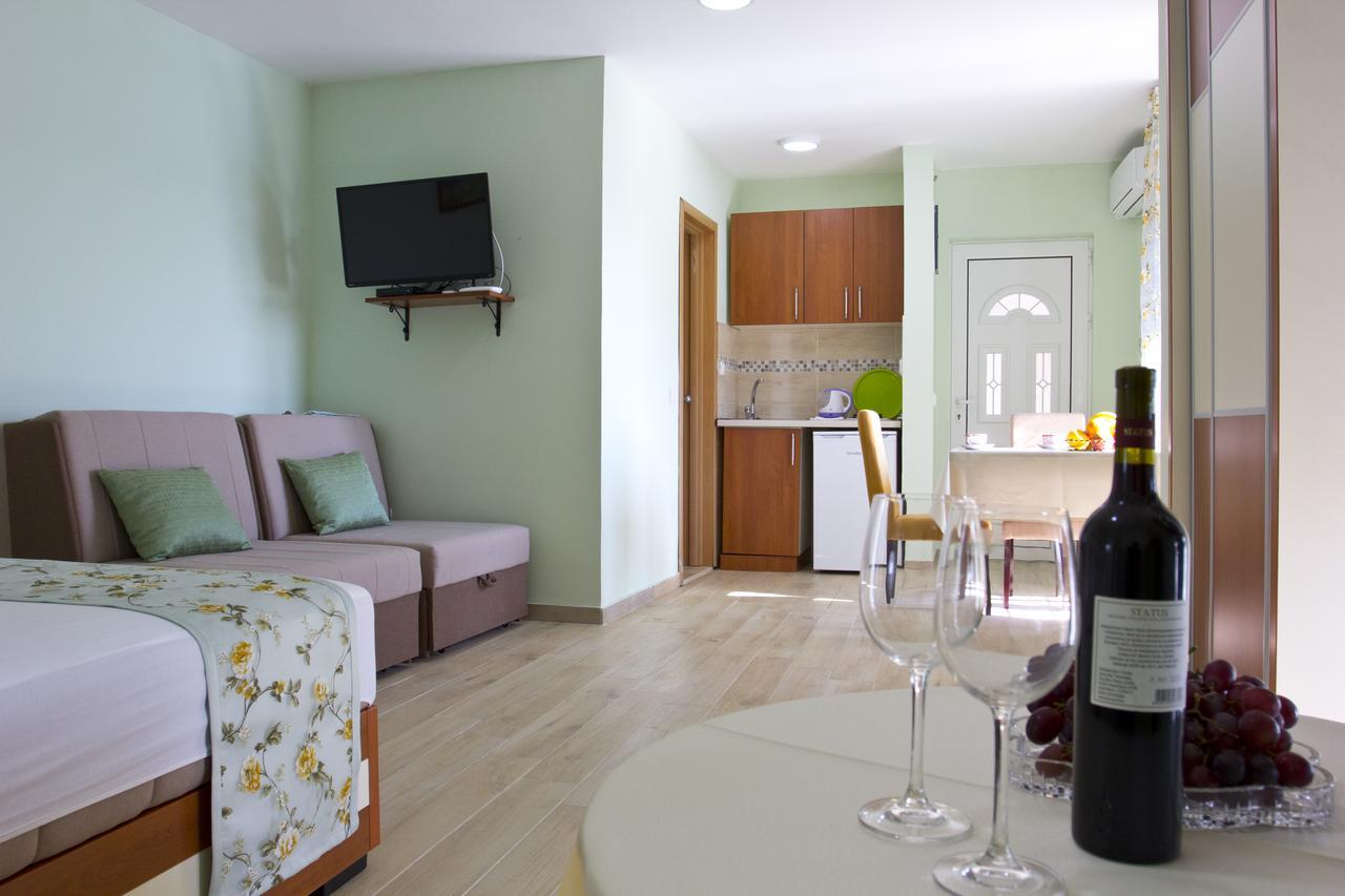 Apartments Gran Sasso Улцинь Екстер'єр фото