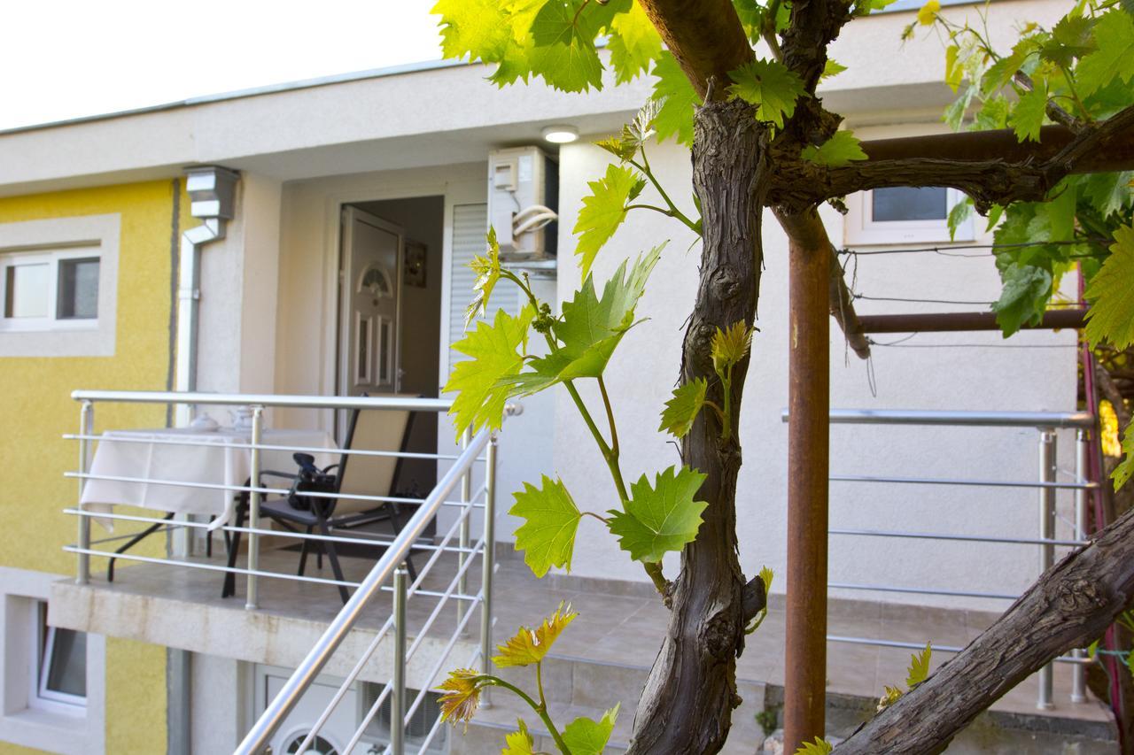 Apartments Gran Sasso Улцинь Екстер'єр фото