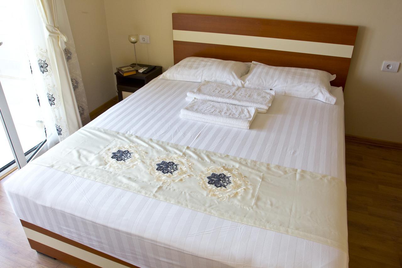 Apartments Gran Sasso Улцинь Екстер'єр фото