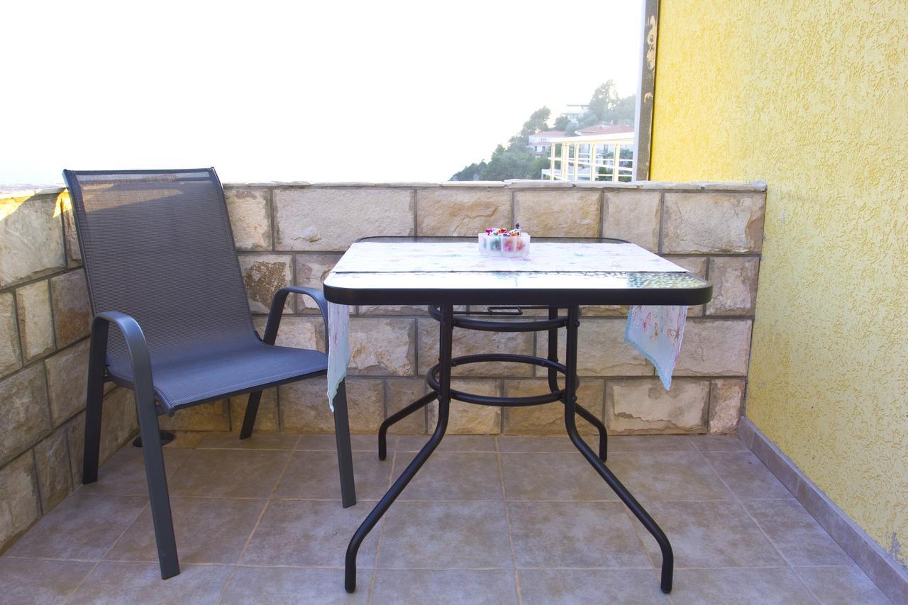Apartments Gran Sasso Улцинь Екстер'єр фото