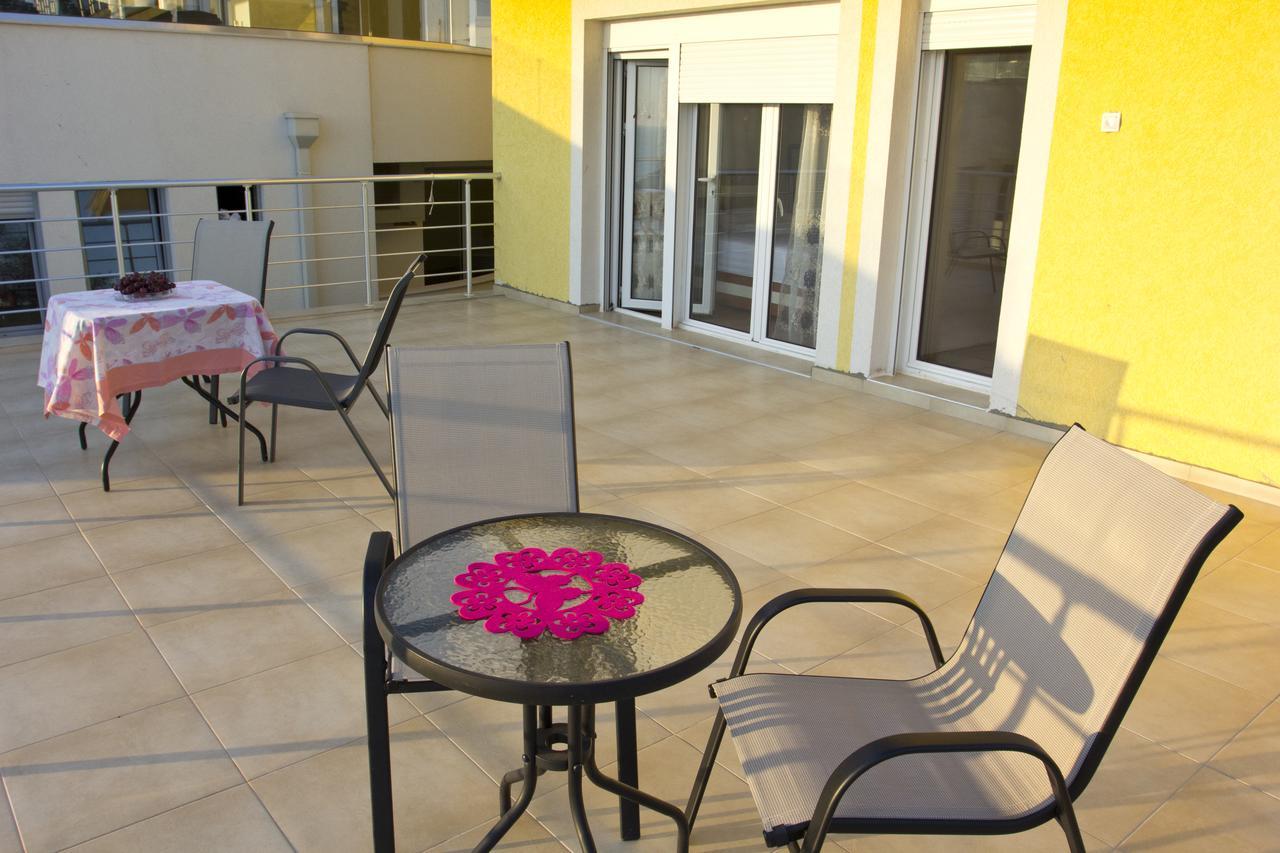 Apartments Gran Sasso Улцинь Екстер'єр фото